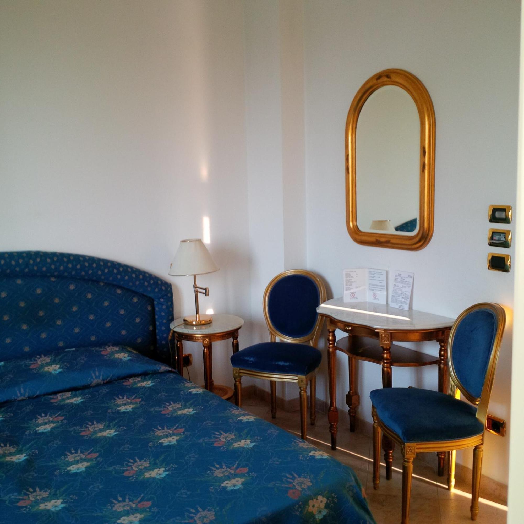 Hotel Da Vito Campagna Lupia Quarto foto